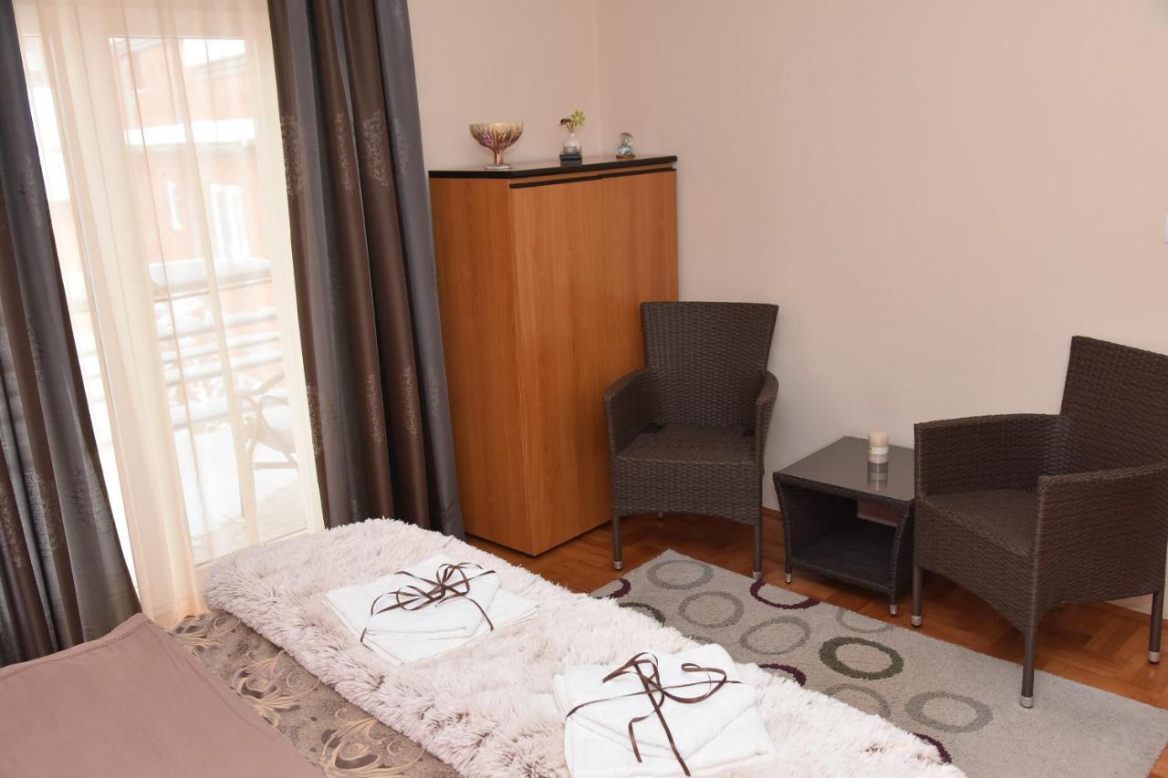 Blue House Apartment นิส ภายนอก รูปภาพ