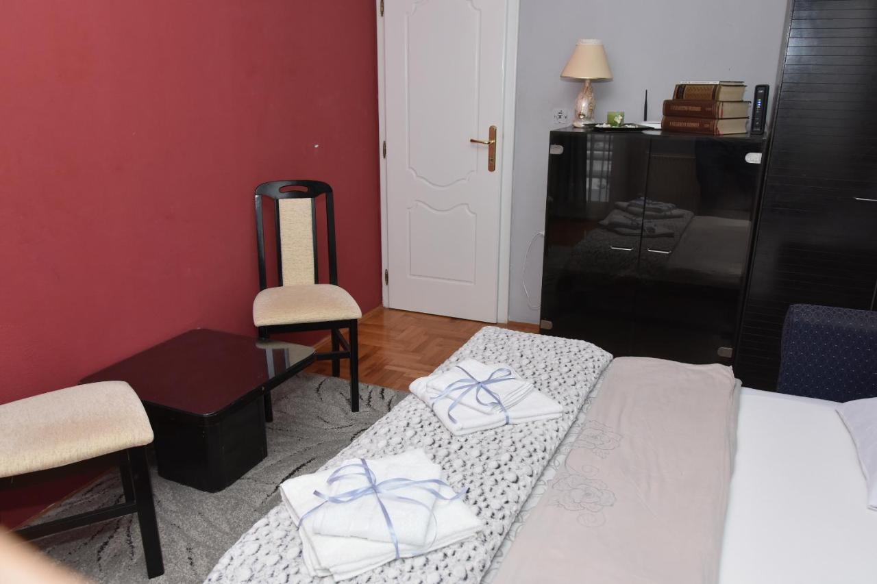 Blue House Apartment นิส ภายนอก รูปภาพ