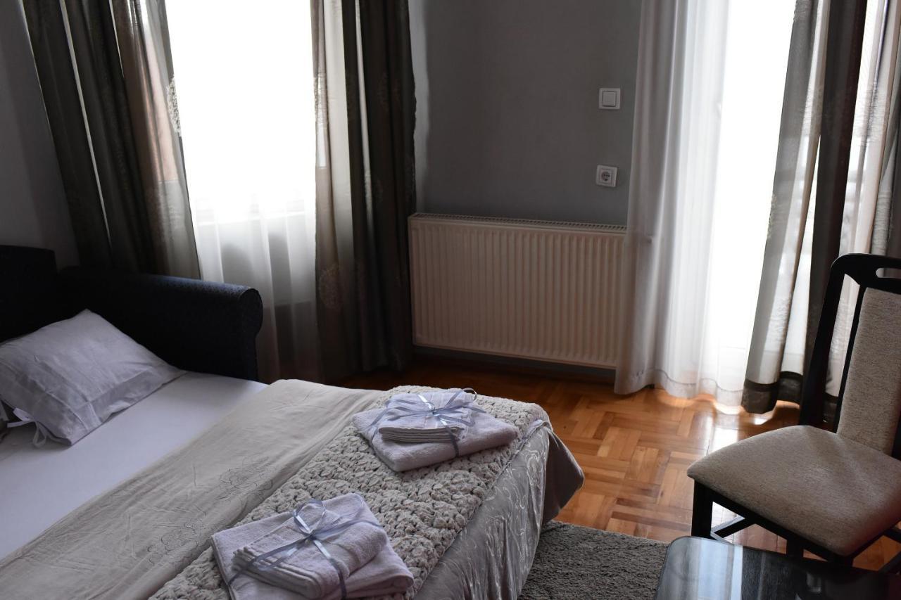 Blue House Apartment นิส ภายนอก รูปภาพ